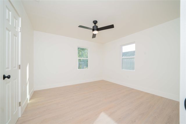 507 West Street, Pittsburg, TX 75686