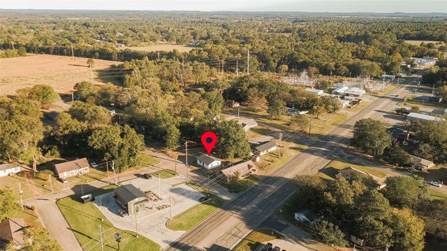 507 West Street, Pittsburg, TX 75686