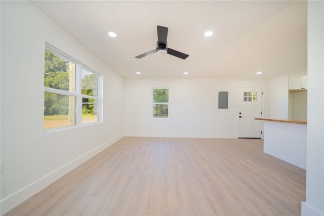 507 West Street, Pittsburg, TX 75686