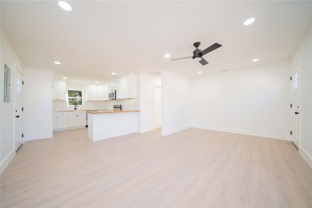 507 West Street, Pittsburg, TX 75686