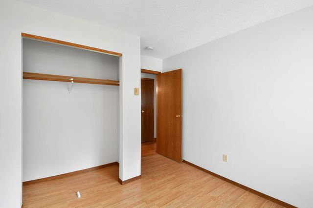 2119 27 Avenue S, Fargo, ND 58103