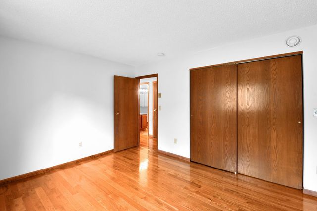 2119 27 Avenue S, Fargo, ND 58103