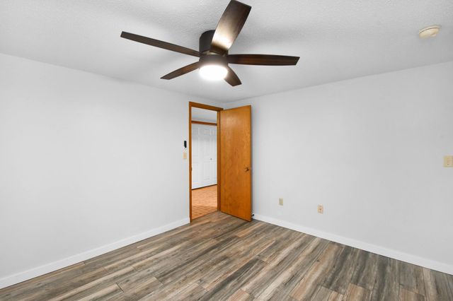 2119 27 Avenue S, Fargo, ND 58103