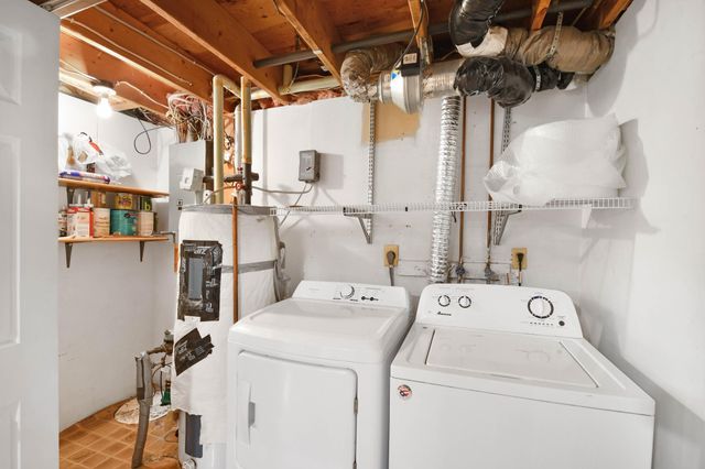 2119 27 Avenue S, Fargo, ND 58103