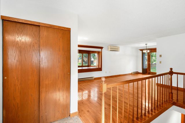 2119 27 Avenue S, Fargo, ND 58103