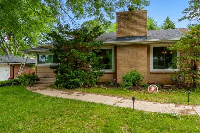 1107 PINE VALLEY Drive, Rockford, IL 61107