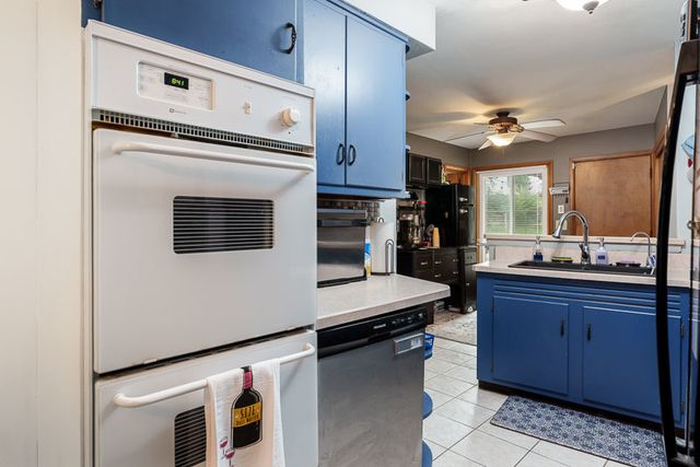 1107 PINE VALLEY Drive, Rockford, IL 61107