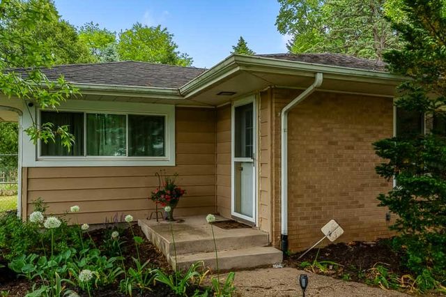 1107 PINE VALLEY Drive, Rockford, IL 61107