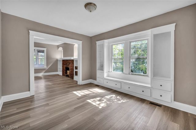 13016 Beachwood Avenue, Cleveland, OH 44105