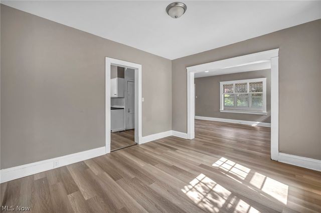 13016 Beachwood Avenue, Cleveland, OH 44105