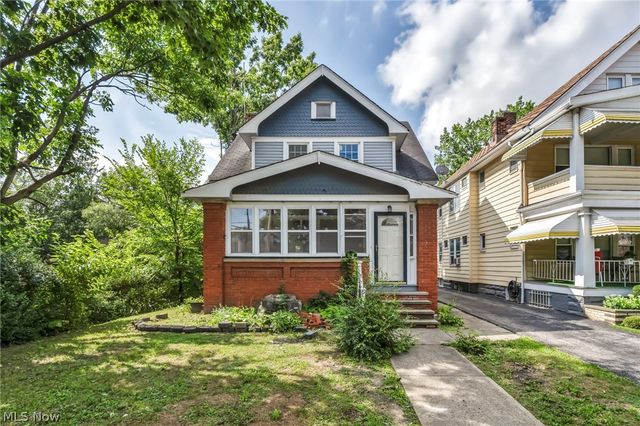 13016 Beachwood Avenue, Cleveland, OH 44105