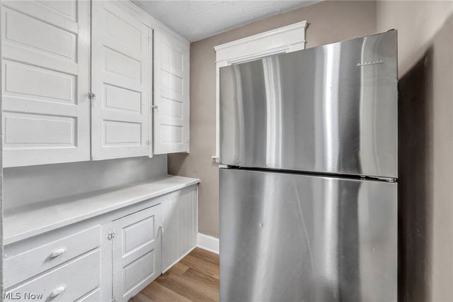 13016 Beachwood Avenue, Cleveland, OH 44105