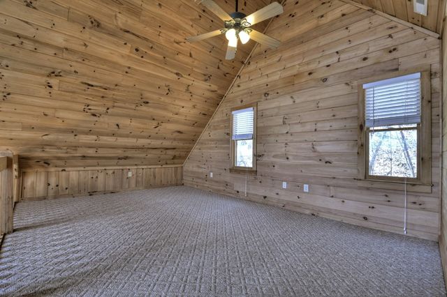 142 Arrow Ridge Road, Mccaysville, GA 30555