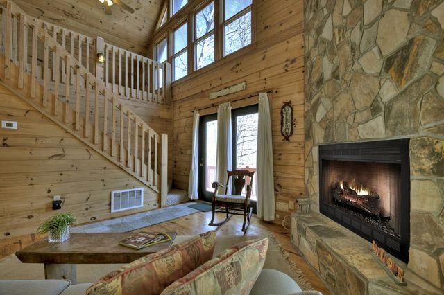 142 Arrow Ridge Road, Mccaysville, GA 30555