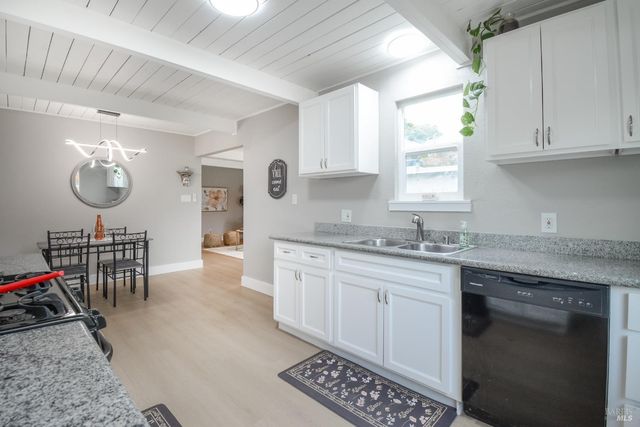 456 Lovers Ln, Vacaville, CA 95688