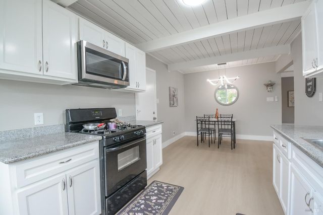 456 Lovers Ln, Vacaville, CA 95688