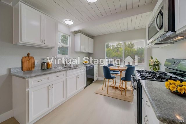 456 Lovers Ln, Vacaville, CA 95688