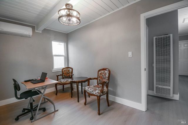 456 Lovers Ln, Vacaville, CA 95688