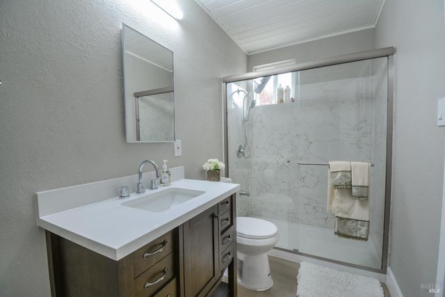 456 Lovers Ln, Vacaville, CA 95688