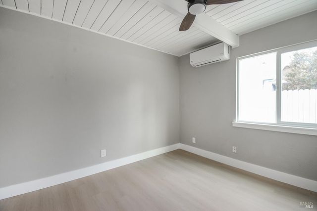 456 Lovers Ln, Vacaville, CA 95688