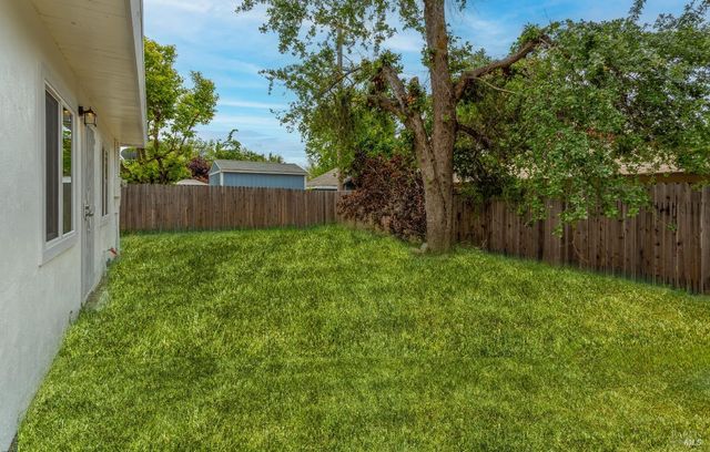 456 Lovers Ln, Vacaville, CA 95688