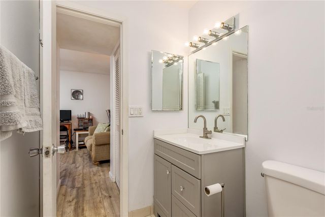 1901 LENNOX ROAD E 1901, Palm Harbor, FL 34683