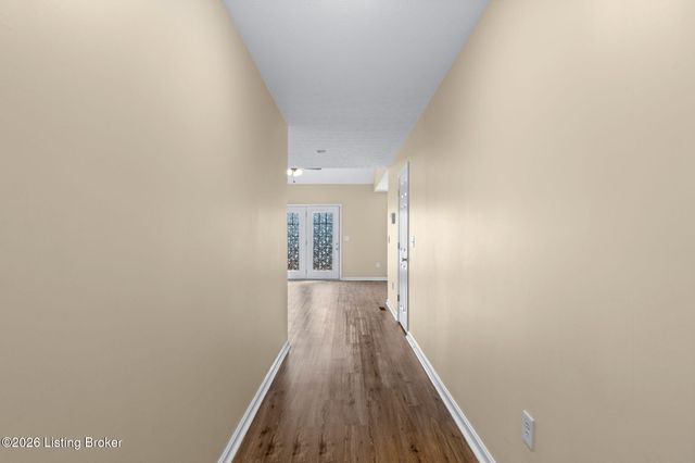 4223 Southern Farm Blvd, Louisville, KY 40216