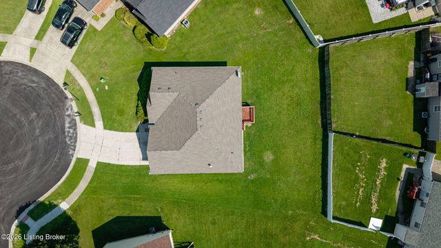 4223 Southern Farm Blvd, Louisville, KY 40216