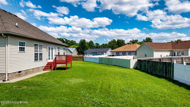 4223 Southern Farm Blvd, Louisville, KY 40216