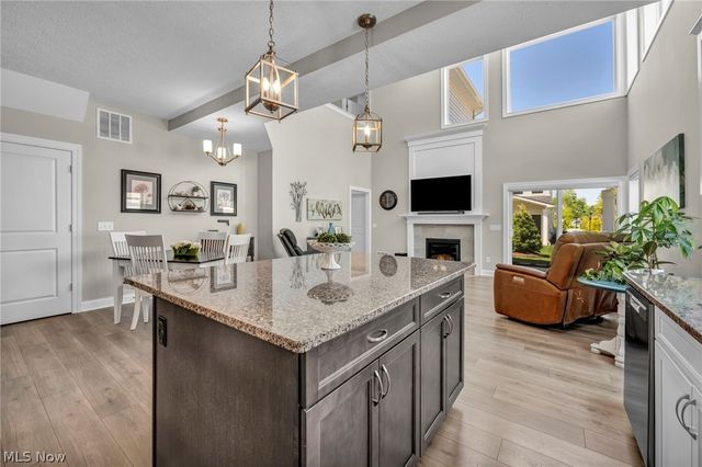606 Monteforte Court 43, Avon Lake, OH 44012