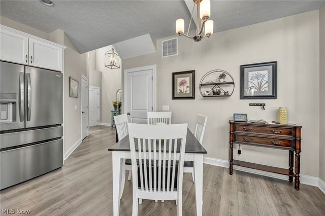 606 Monteforte Court 43, Avon Lake, OH 44012