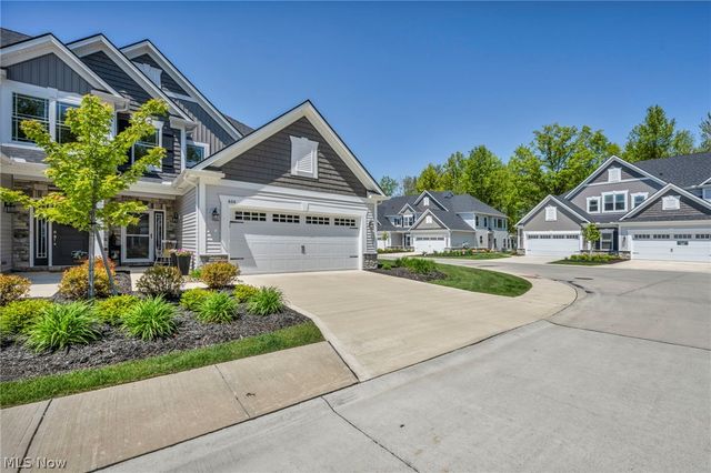 606 Monteforte Court 43, Avon Lake, OH 44012