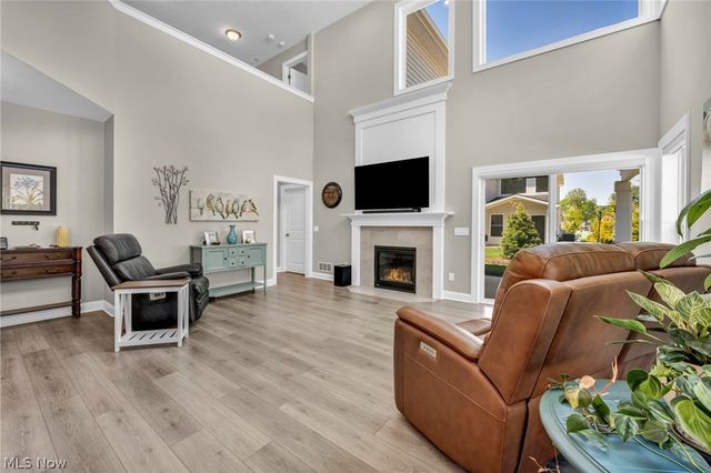 606 Monteforte Court 43, Avon Lake, OH 44012