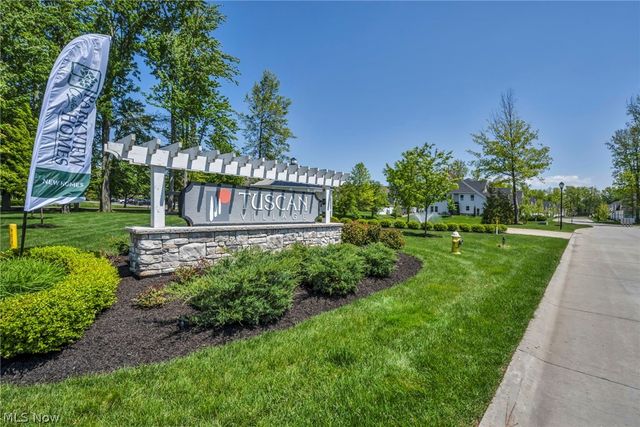 606 Monteforte Court 43, Avon Lake, OH 44012