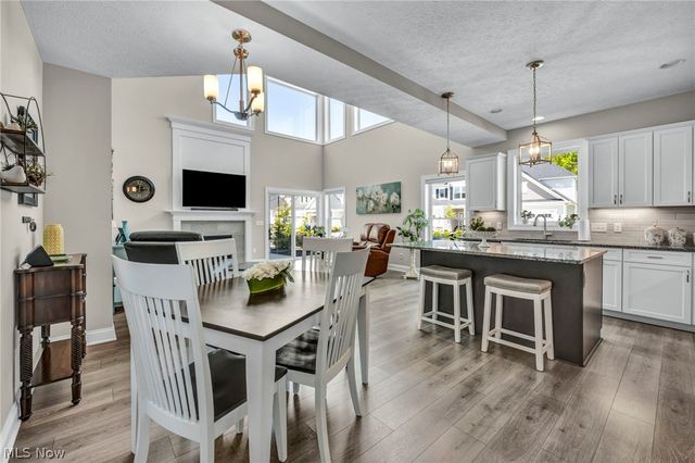 606 Monteforte Court 43, Avon Lake, OH 44012
