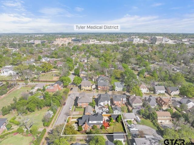 107 Rowland Pl, Tyler, TX 75701