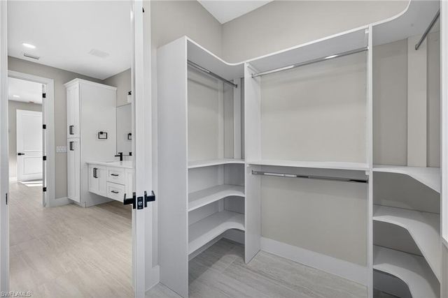 819 SW 16th TER, Cape Coral, FL 33991