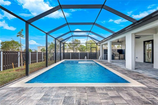 819 SW 16th TER, Cape Coral, FL 33991