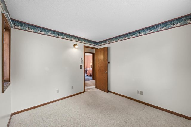 2697 Jessica Court, Little Canada, MN 55117