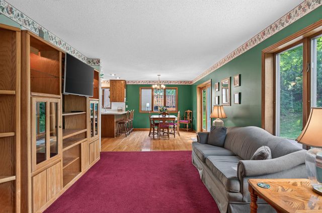 2697 Jessica Court, Little Canada, MN 55117
