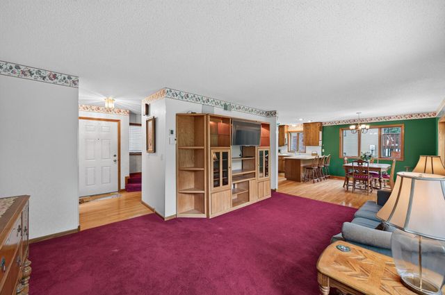 2697 Jessica Court, Little Canada, MN 55117