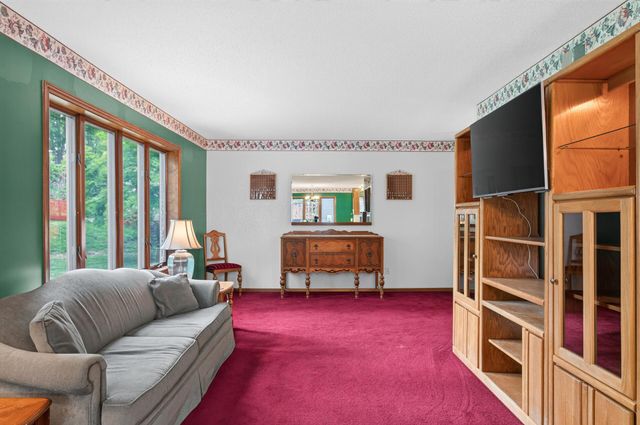 2697 Jessica Court, Little Canada, MN 55117
