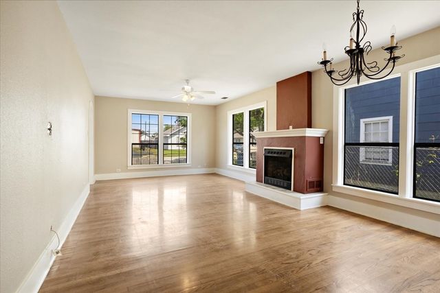 726 W Texas, Denison, TX 75020
