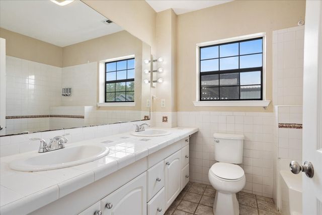 726 W Texas, Denison, TX 75020