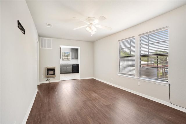 726 W Texas, Denison, TX 75020
