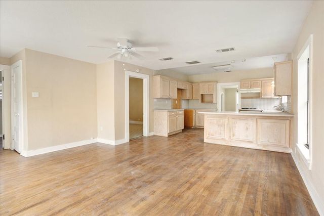 726 W Texas, Denison, TX 75020