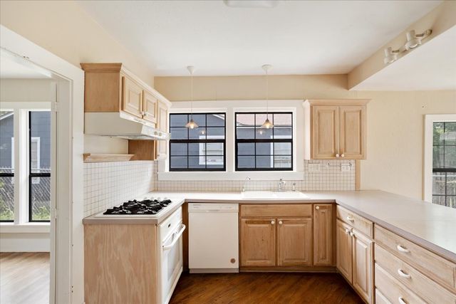 726 W Texas, Denison, TX 75020