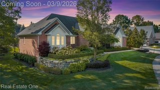 1937 Carsons Cove, Commerce Charter Township, MI 48390