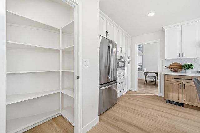 2058 Palmer Dr, Pleasanton, CA 94588