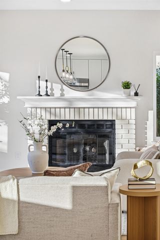 2058 Palmer Dr, Pleasanton, CA 94588